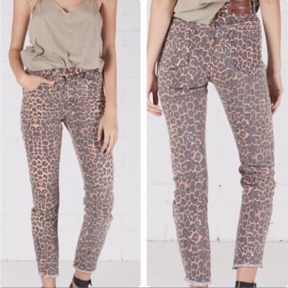 One Teaspoon Scallywag Leopard Jeans Size 25